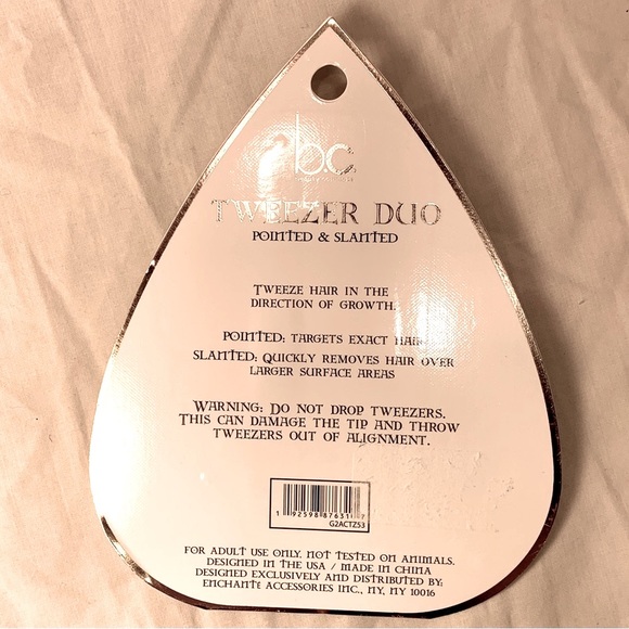 Set of Tweezer Duos, Beauty Concept, HALLOWEEN NWT, $11 each - Picture 6 of 8